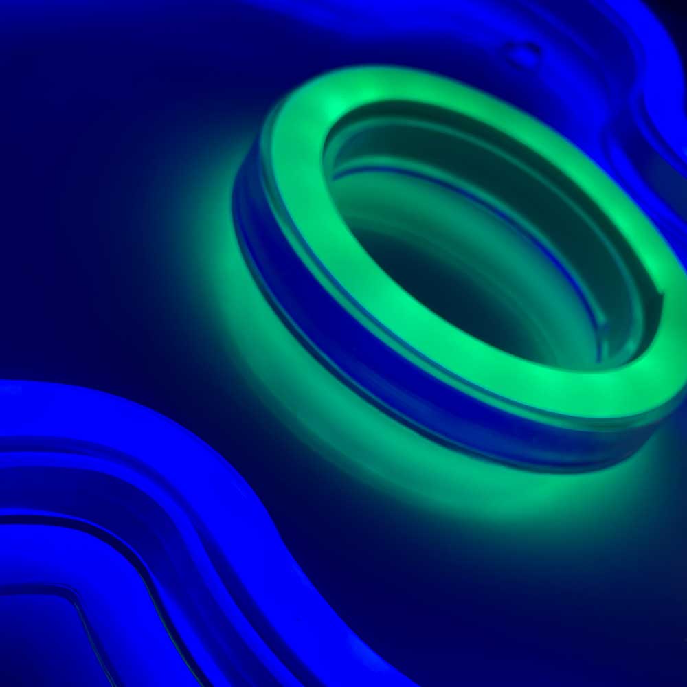 Néon Mural Manette Jeu-Vidéo de Pasteq détail du rond vert de la manette néon