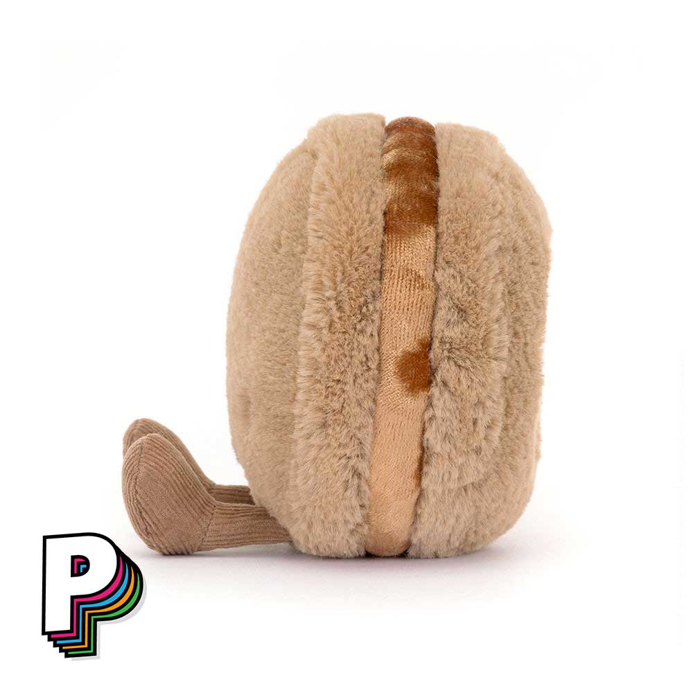 Peluche Macaron Chocolat Mona Amuseables de Jellycat de côté