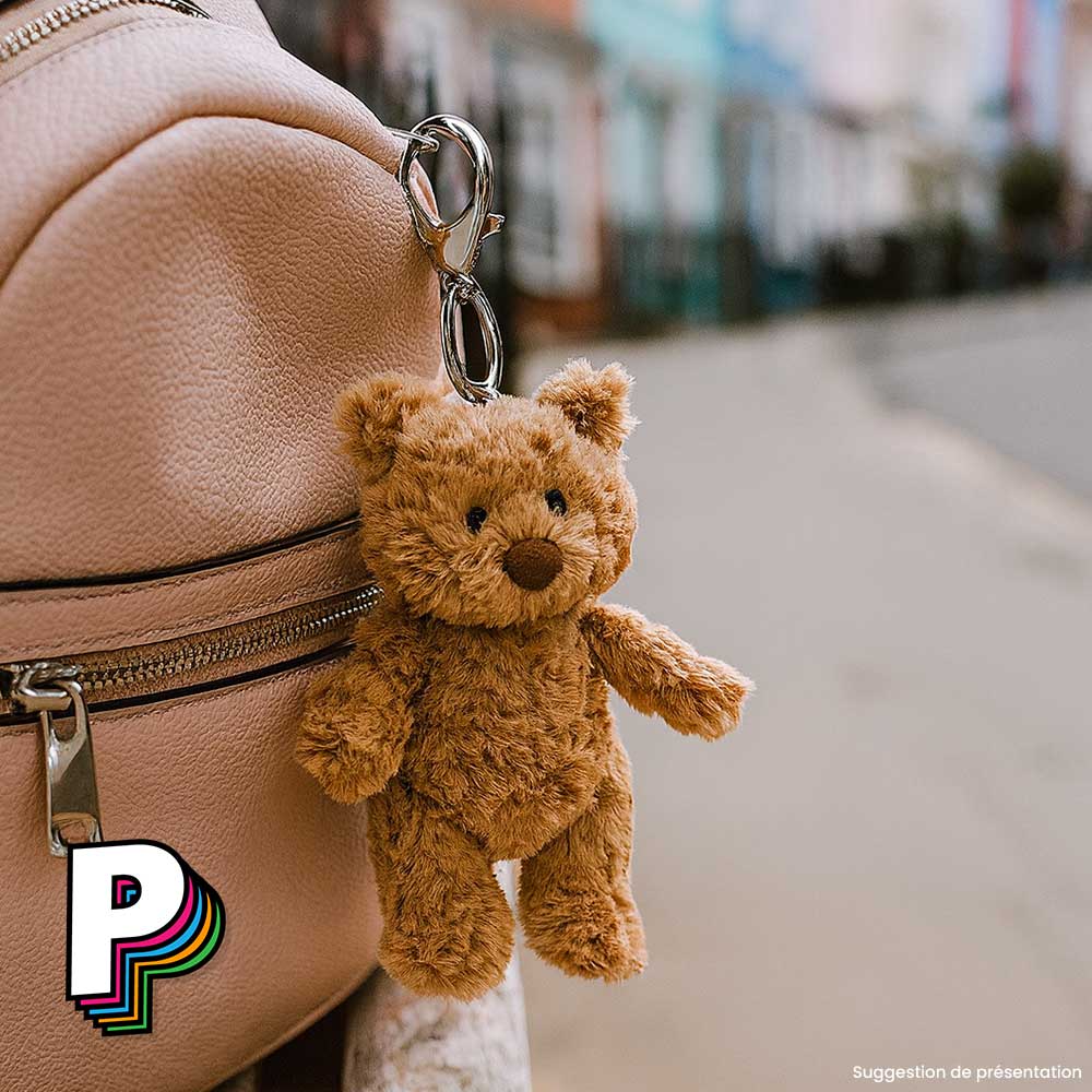 Le porte-clé ours Bartholomew sur un sac à Londres