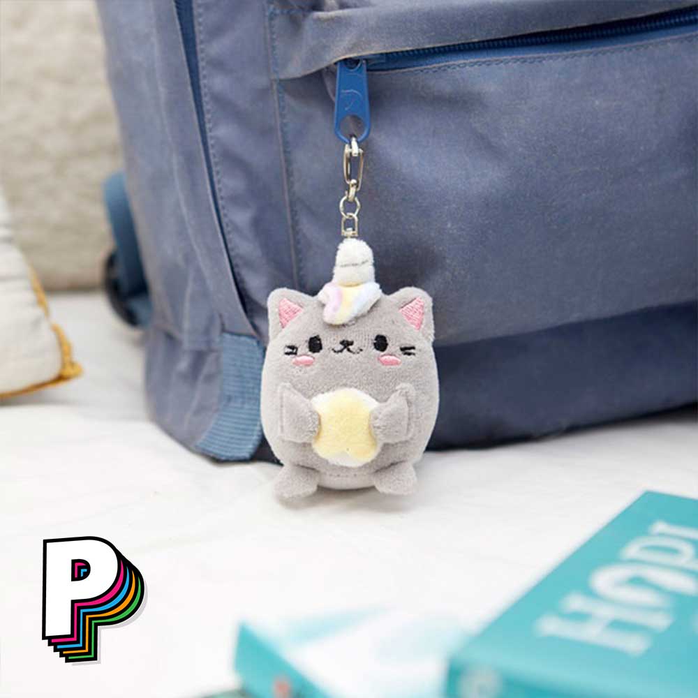 Porte-clés peluche chat gris Starry Fluffy Kawaii accroché sac