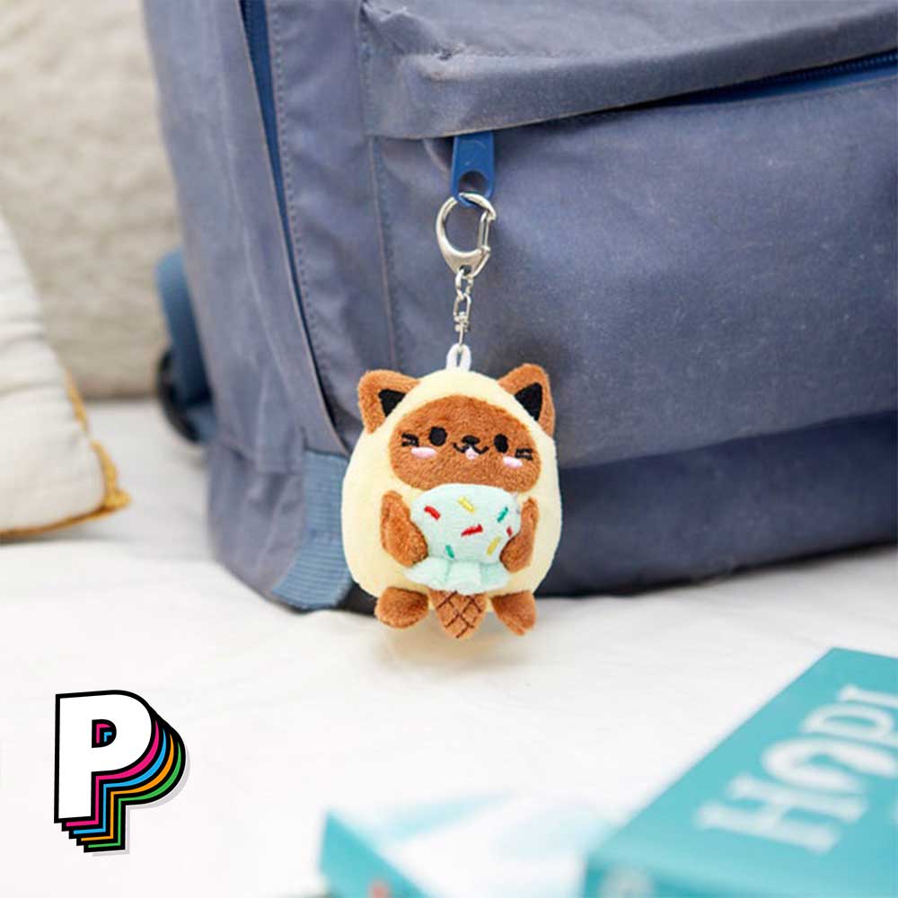 Porte-clés peluche chat Minty Jaune Fluffy Kawaii attaché à un sac